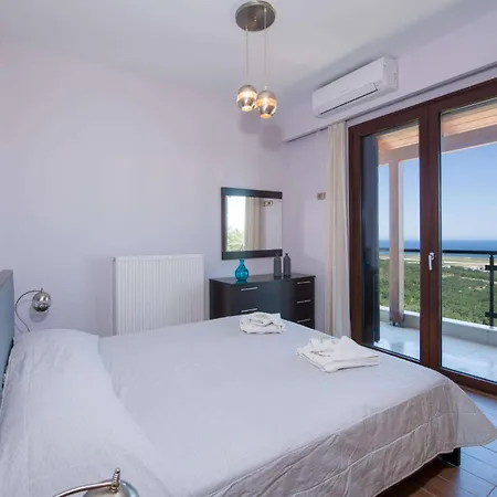 Villa Marilia By Vintage Travel