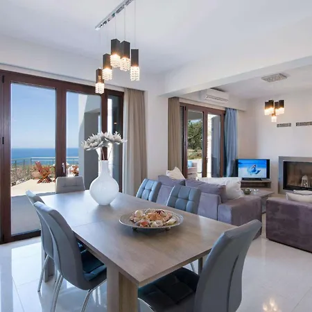 Villa Marilia By Vintage Travel *