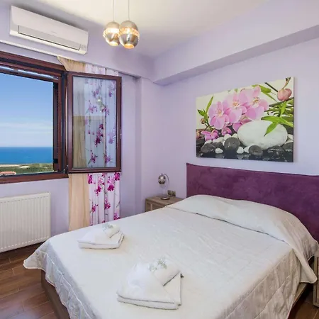 Villa Marilia By Vintage Travel